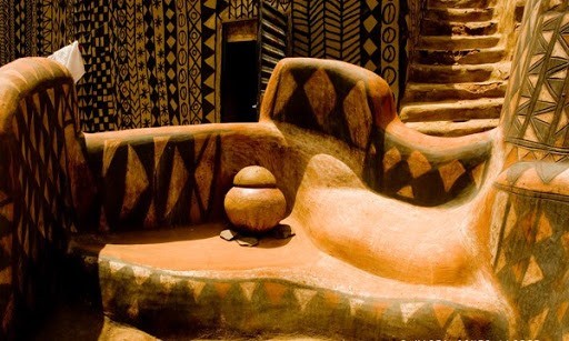 La imagen tiene un atributo ALT vacío; su nombre de archivo es tie-3.jpg