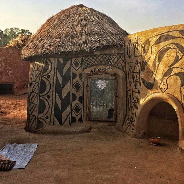 La imagen tiene un atributo ALT vacío; su nombre de archivo es tie-4.jpg